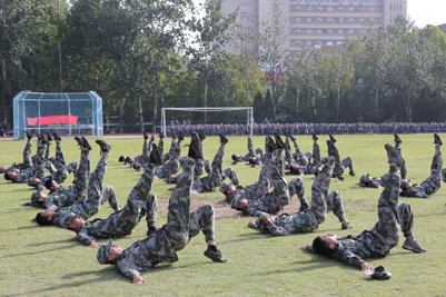 http://www.ujn.edu.cn/__local/2/A1/28/FAF79EC7DF96C2CD94D8CDF0FEA_3EA0B659_2AF1A.jpg